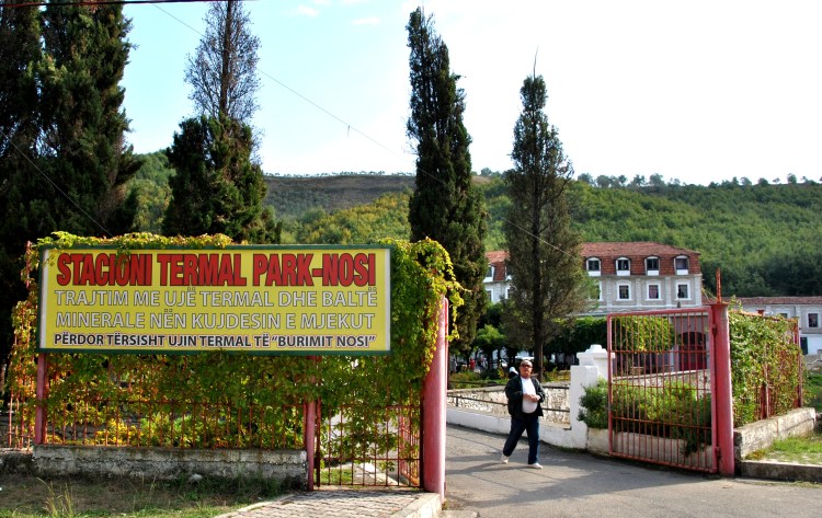 La station thermale près d'Elbasan @ LS
