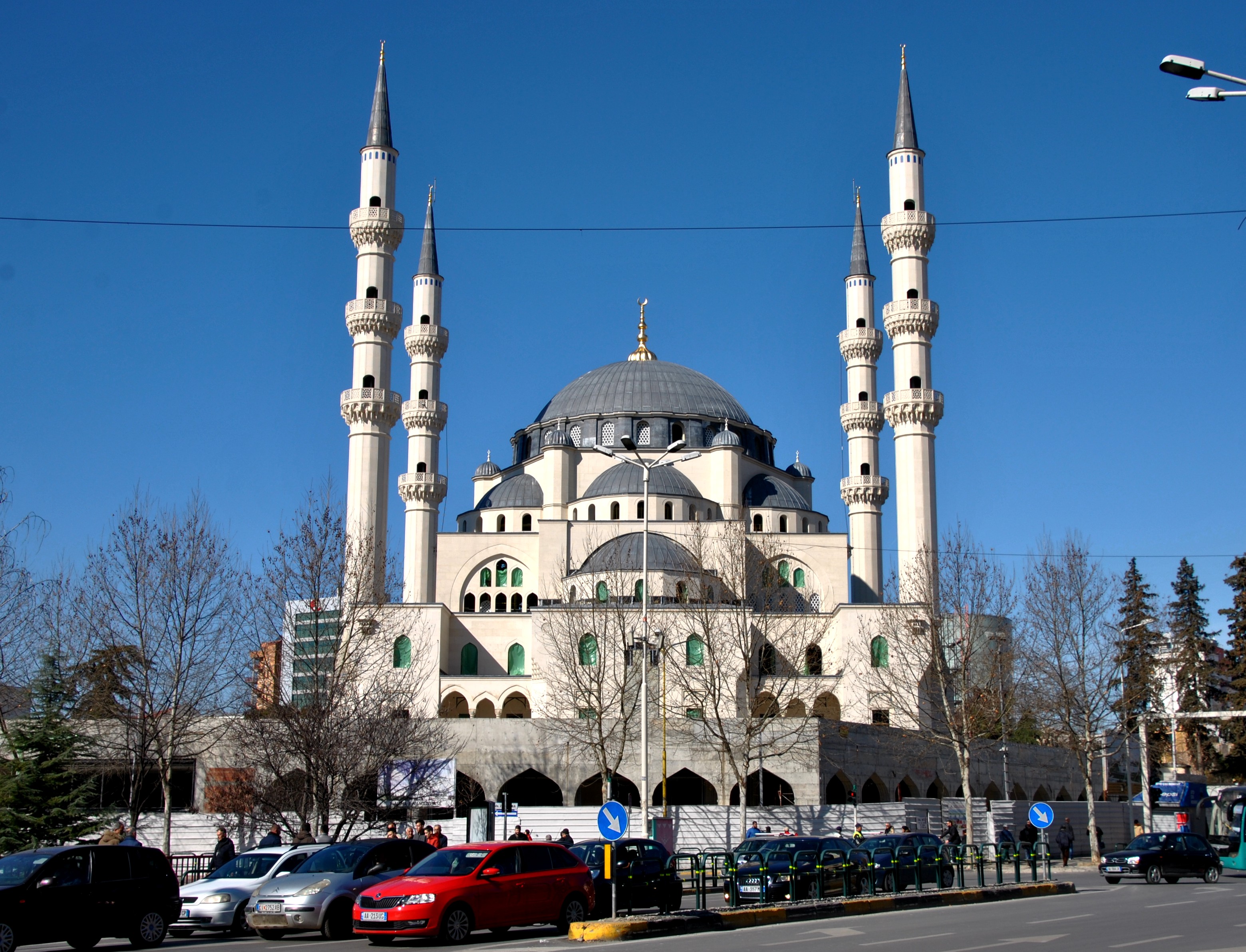 La mosquée Namazgja, financée par la Turquie à Tirana @ LS