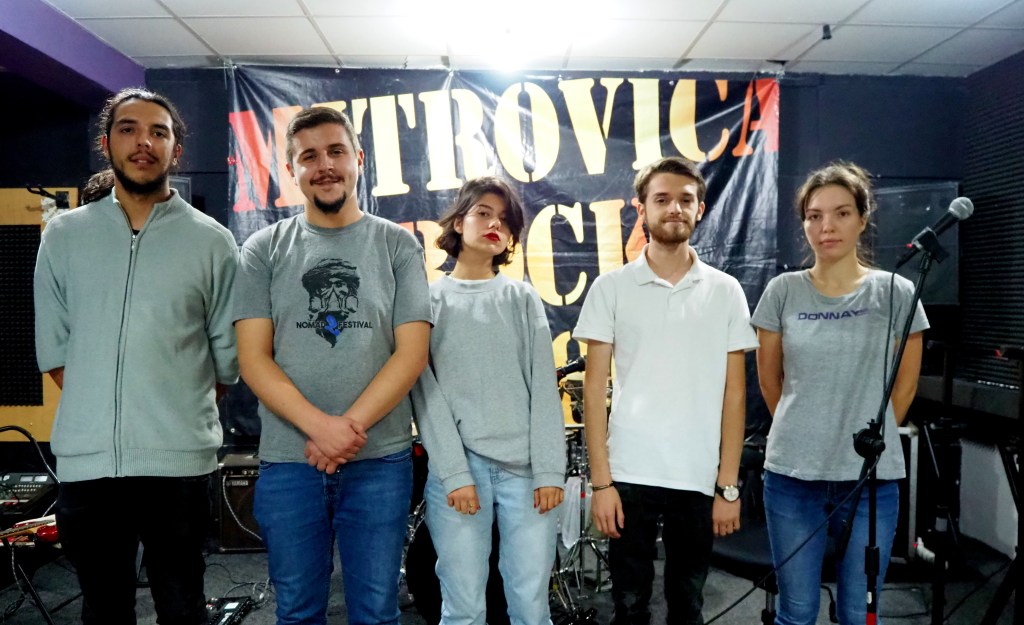 Le groupe Electra Heart à la Rock School de Mitrovica @ LS