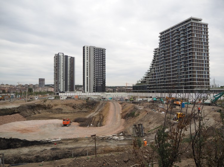 Le projet de métro revient mais adapté au projet controversé "Belgrade sur l'eau" @ LS