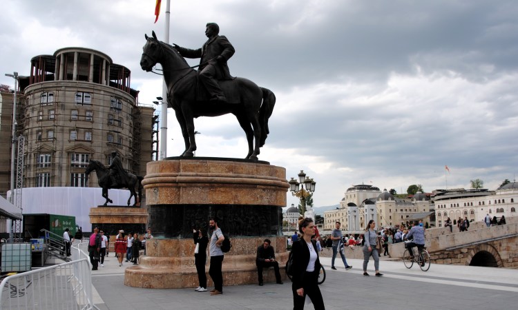 Les statues du centre de Skopje @ LS
