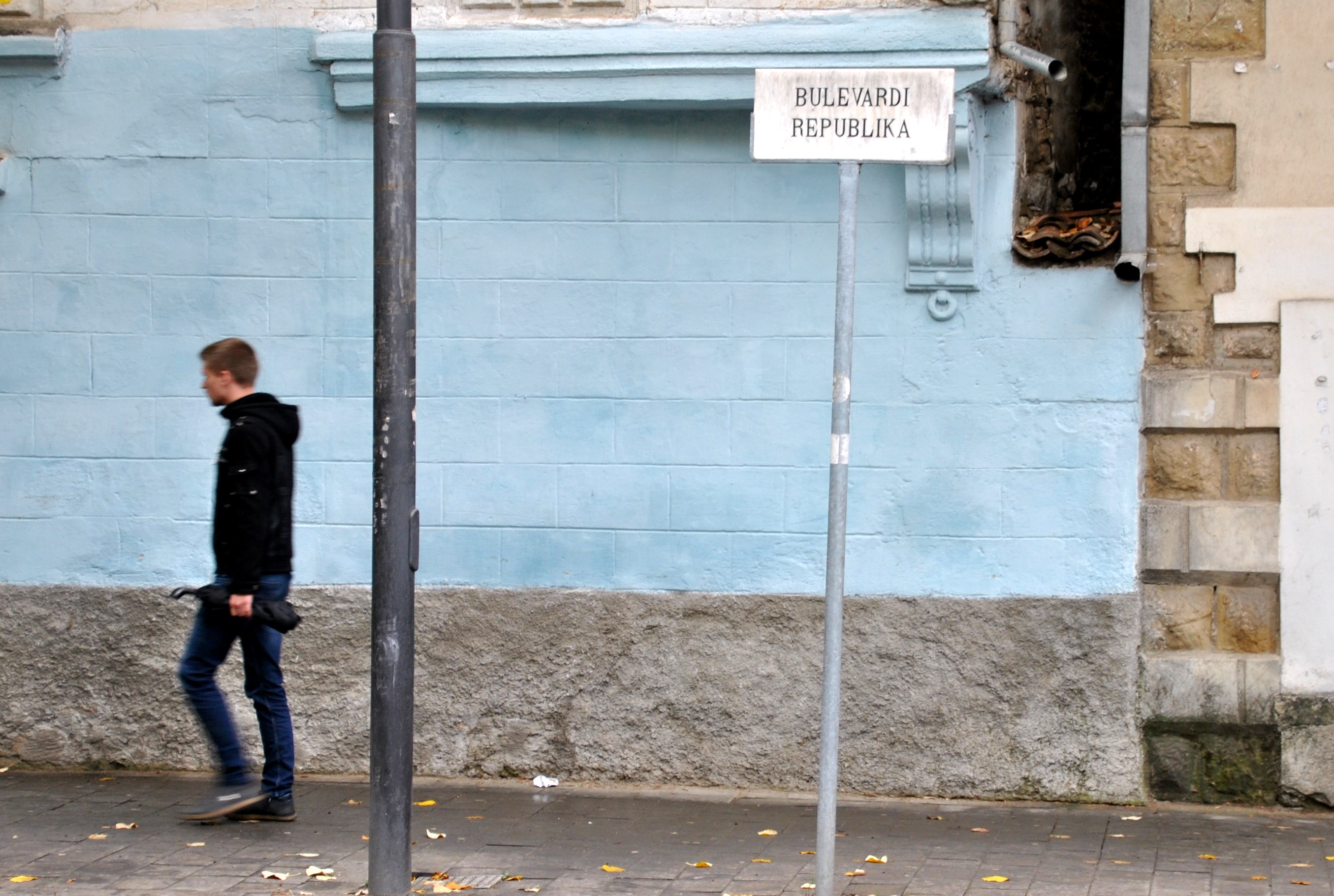 L'une des principales rues de Korçë @ LS
