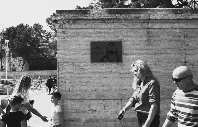 Place Mère Térèsa à Tirana @ LS