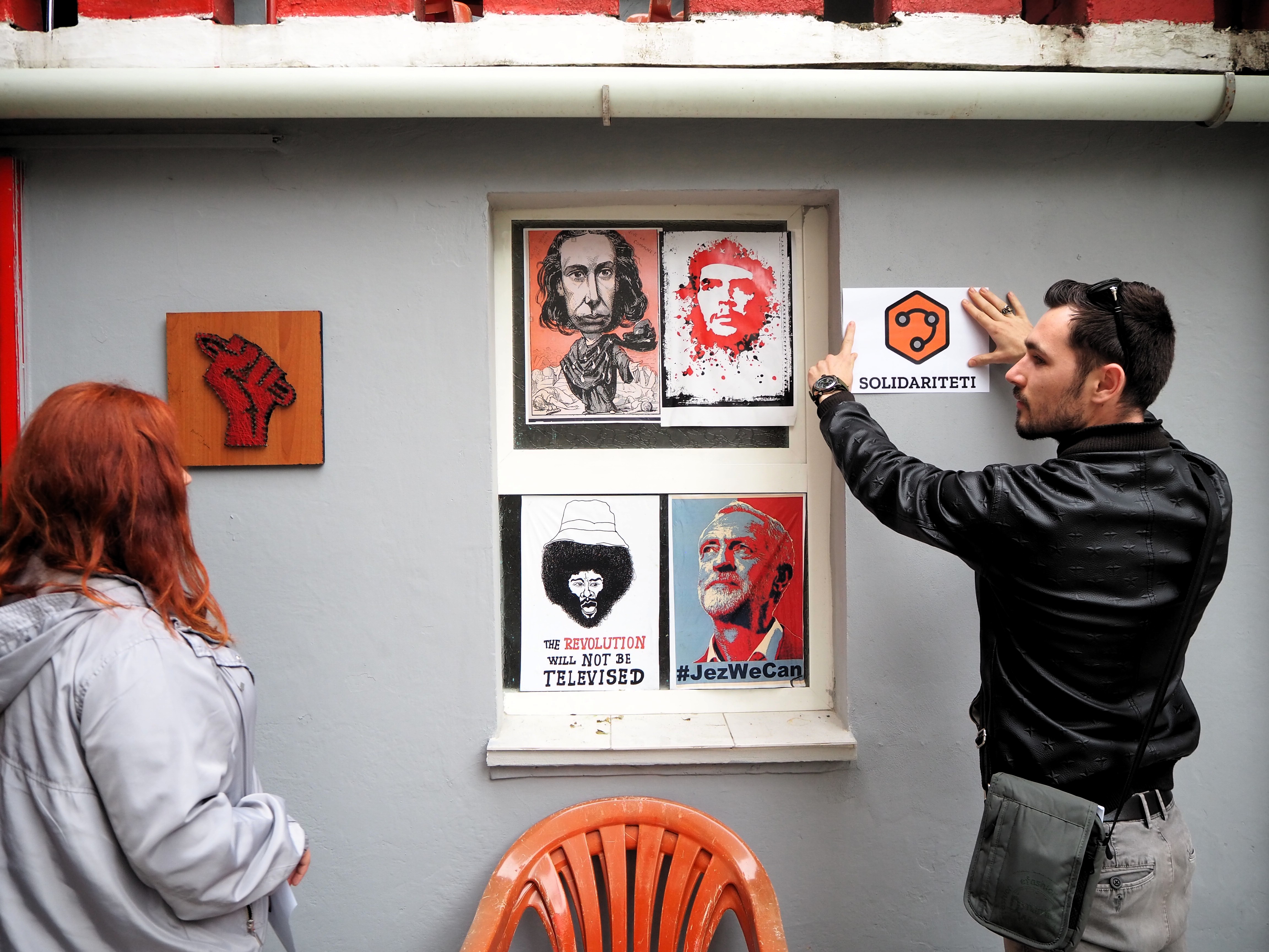 Solidariteti veut défendre les droits des milliers de téléopérateurs albanais @ LS